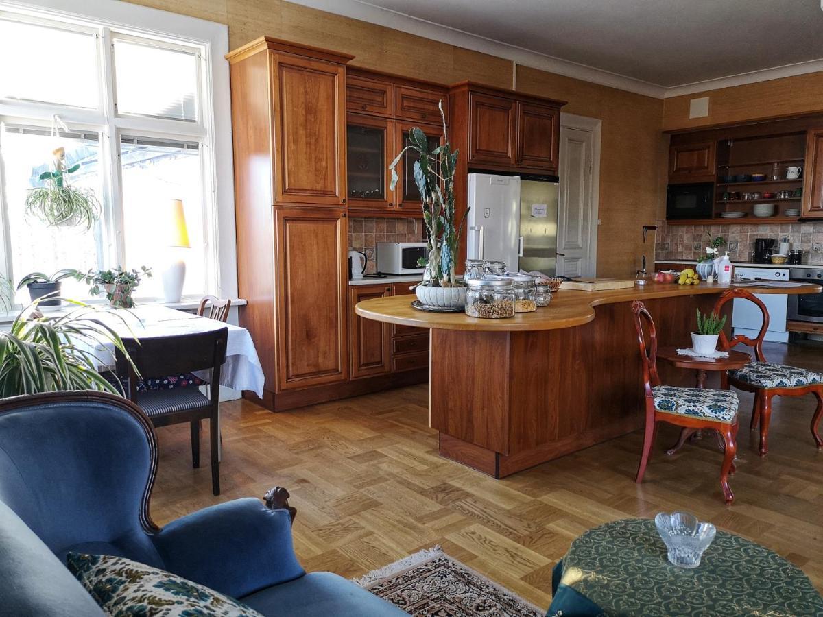 Disponentparken Cafe Och Bed & Breakfast Grängesberg Eksteriør billede